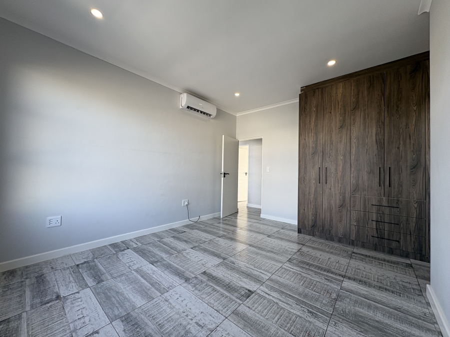 3 Bedroom Property for Sale in Sandown Western Cape